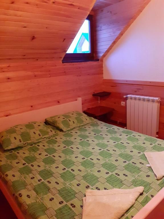 Проживание в семье Woden apartment Жабляк