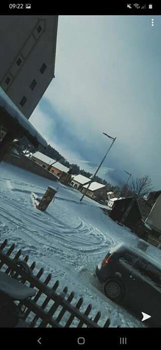 Проживание в семье Woden apartment Жабляк-3